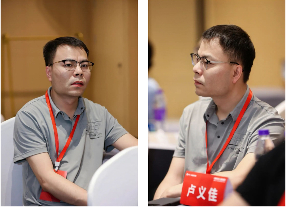 盧佳研學(xué)聽課.jpg
